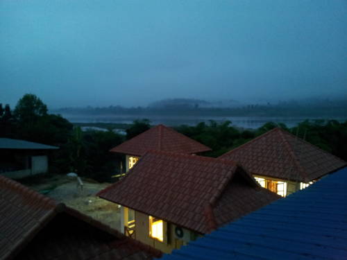 蒋汗 泰国 Chiang Khan 假日促销代码 booking.com