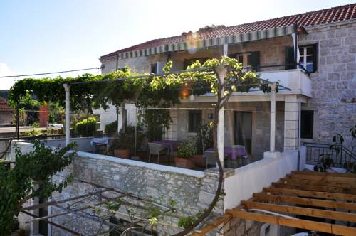 Lumbarda Croatia Holiday